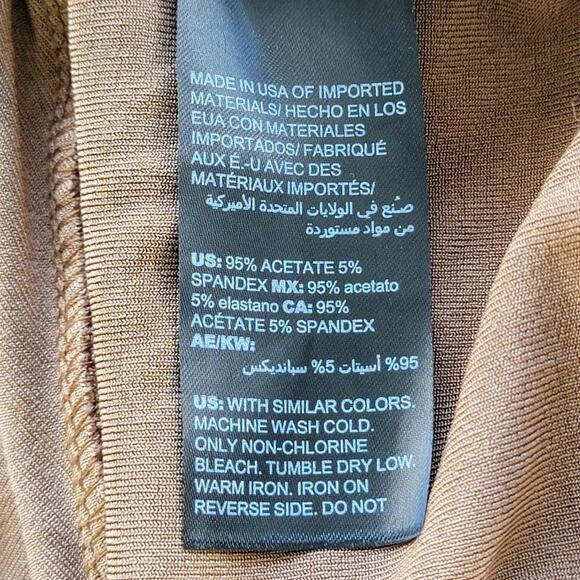 Chicos Travelers Classic Front Tuck Top Brown Women Size 1 M Draped Stretch - Picture 10 of 11